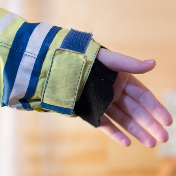 Yellow/blue stripe Micro-light Winter/Skiing Coat - Picture 7 of 8